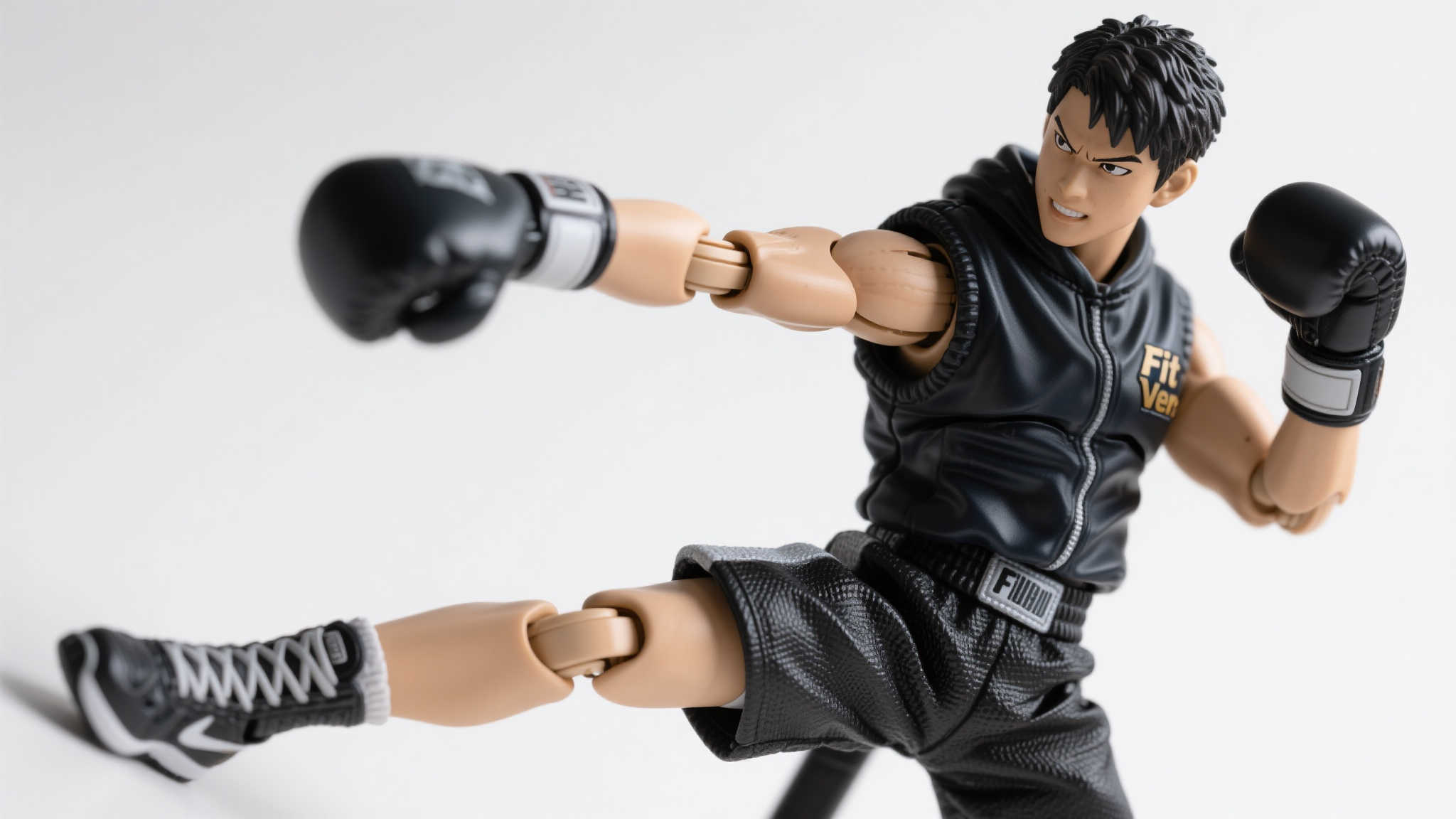 海洋堂发布《VOCALOID》初音未来健身拳击版手办 精湛工艺:海洋堂的品质保证
说到海洋堂